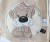 BUTTON Ottermädchen Ottilie mit Fisch 16x26